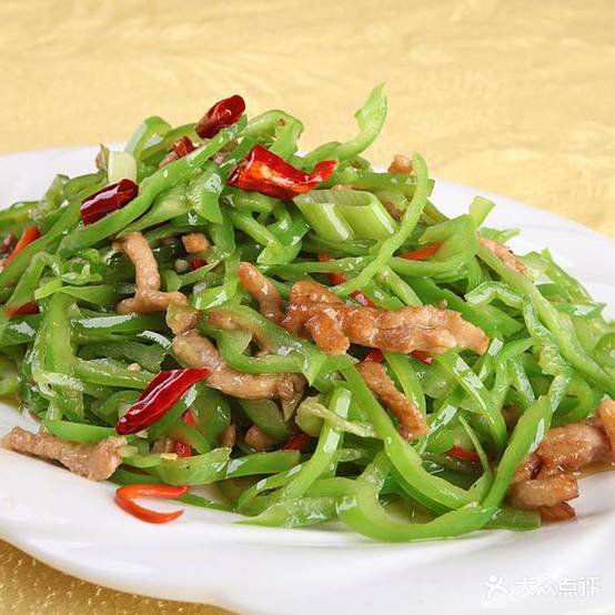 王山风味家场菜