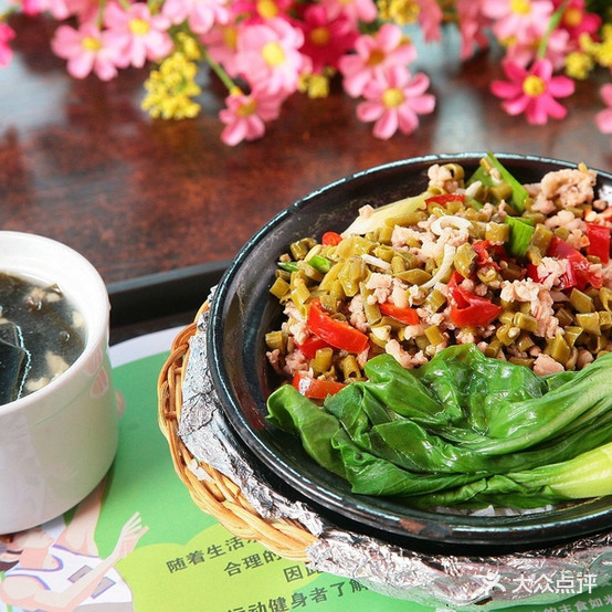 隆江猪猪脚饭(至尊店)