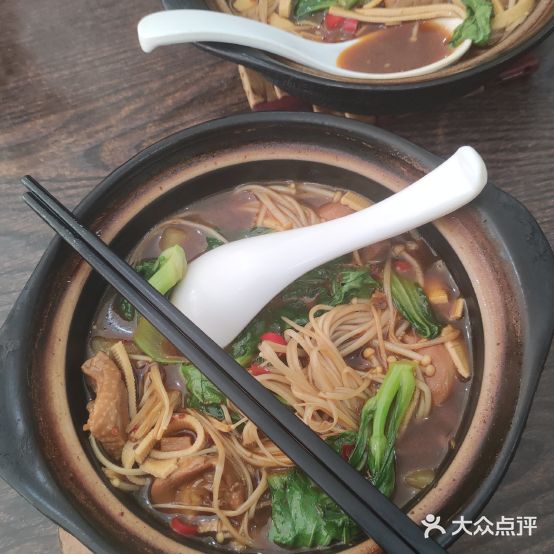 云南过桥米线象(原丽红店)