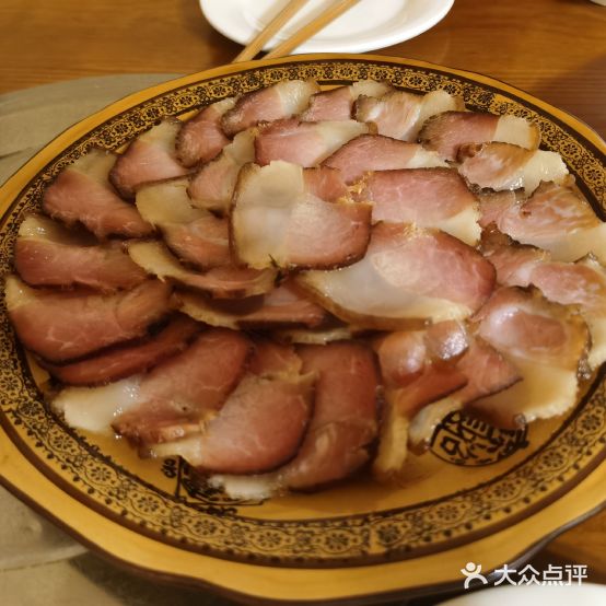 村腊猪蹄(红光路店)