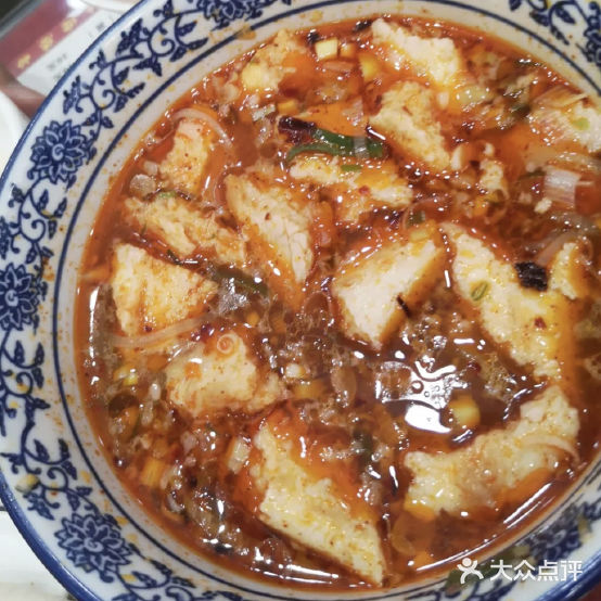 四头饭店(兴华街店)