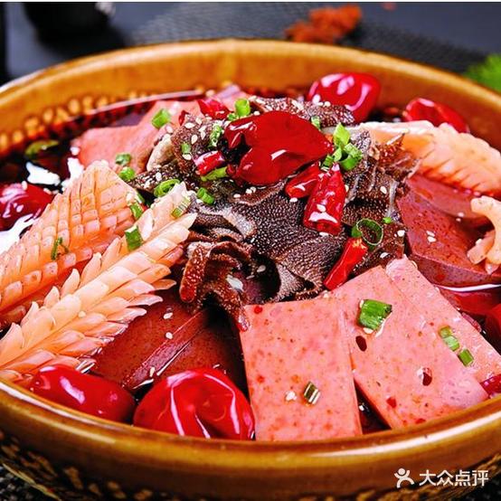 小肥猪湘菜馆
