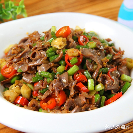 湘聚缘香菜馆(陆河大道店)