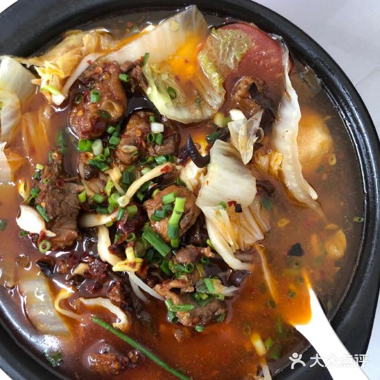 君然砂锅粉砂锅豆花饭
