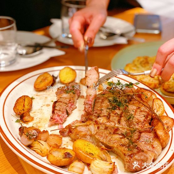 班奥利佛叔叔的肉眼牛排馆(百联又一城店)
