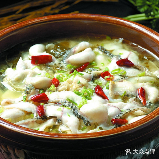 重庆胖子酸菜鱼(中州大道店)