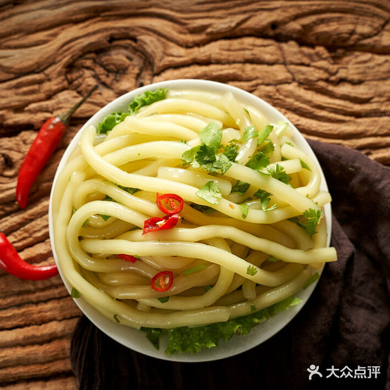 辉哥麻辣香花(高校区店)