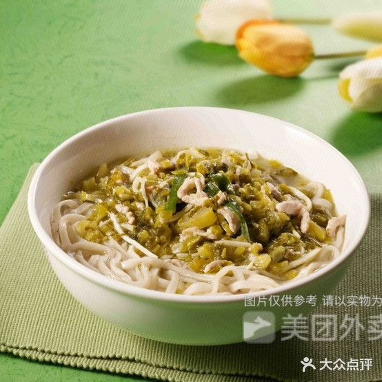 沙县小吃木桶盖浇饭