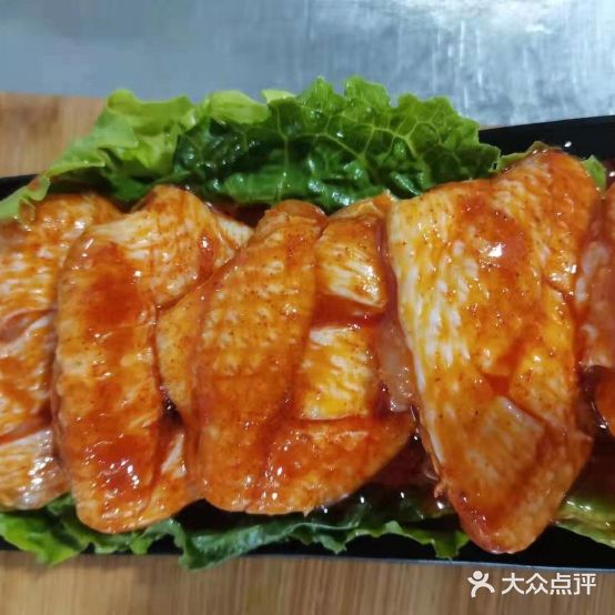 美伦栗炭火锅特色刷牛肉(来兴店)