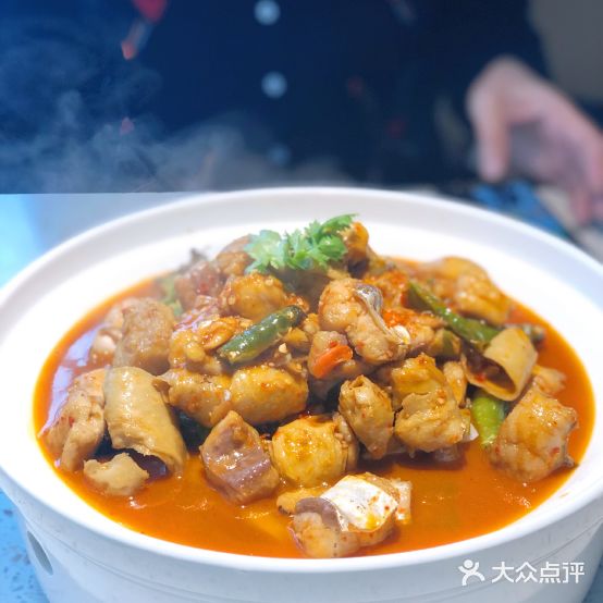 辉厨辣呦 西(吾悦广场店)