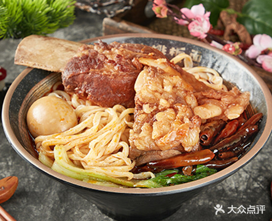 肉见面牛排板面(尚胖龙之梦店)