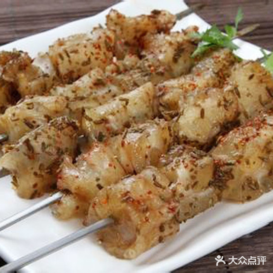 隆二烧烤鸽子