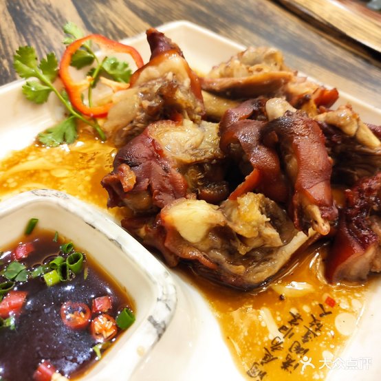 巴香蜀伟川菜食府(总店)