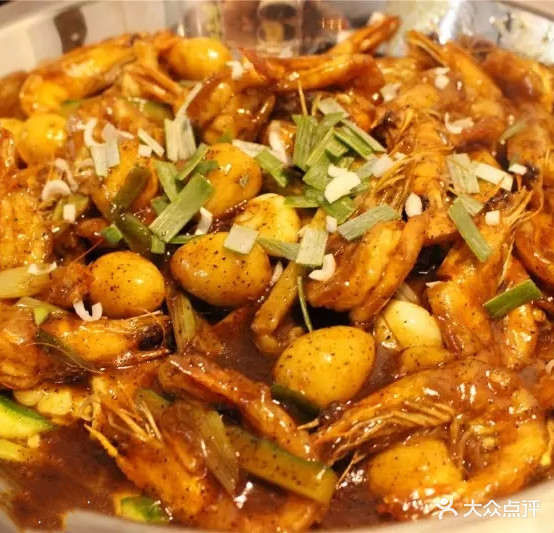 虾三儿秘制正一品大虾(焦东店)