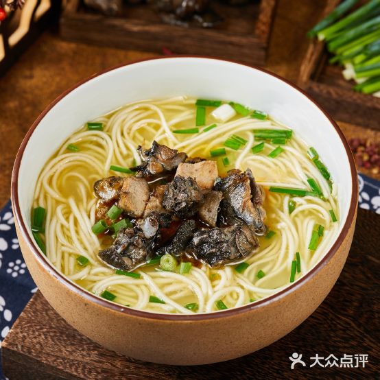老妈乌鸡米粉店(峨眉店)
