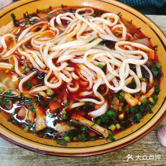 聚三泰面馆