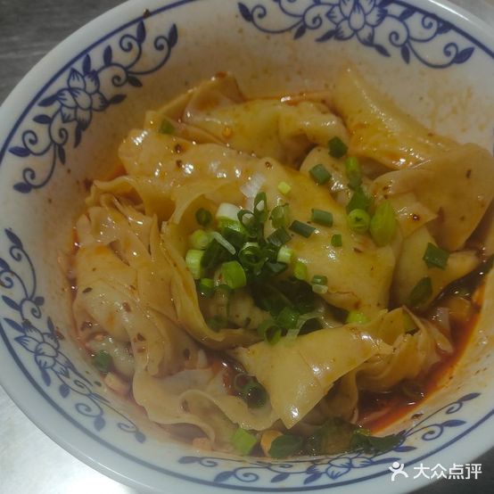 水煮牛排肉面