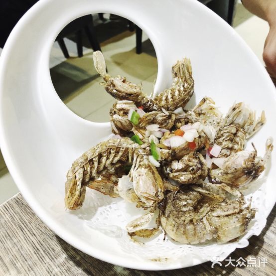 小陆海鲜(一二八纪念路店)