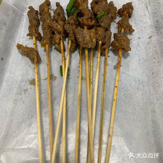 周氏绝位烧烤