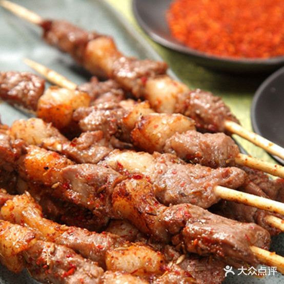 清真一鸣海鲜砂锅烧烤铜锅涮肉羊