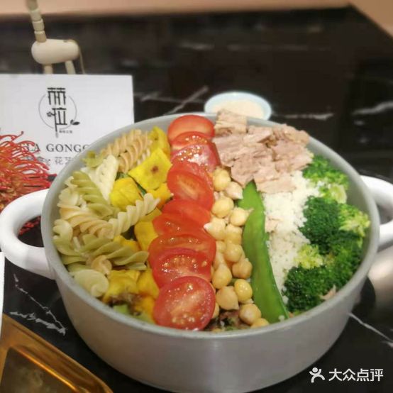 赫啦公馆·轻食·甜品·花艺(红星路店)