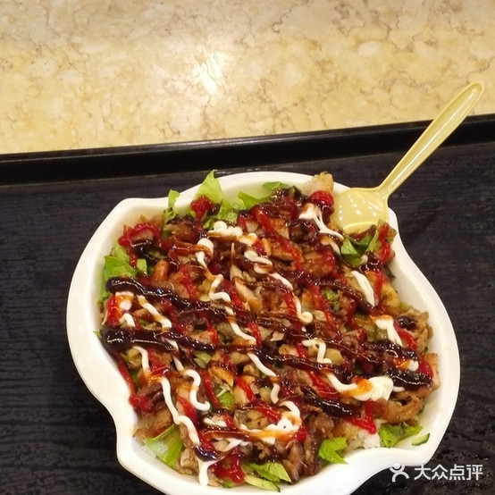 甜心脆皮鸡饭烤肉拌饭