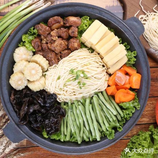 城边外婆铁锅焖面(永丰店)