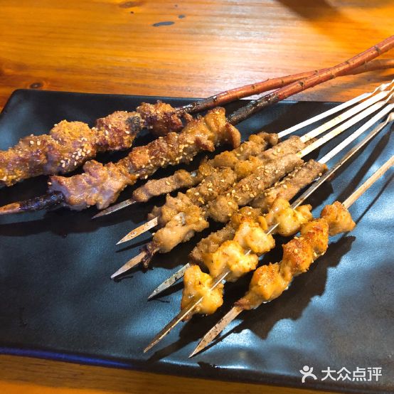夜操场·东北炭烤·小龙虾