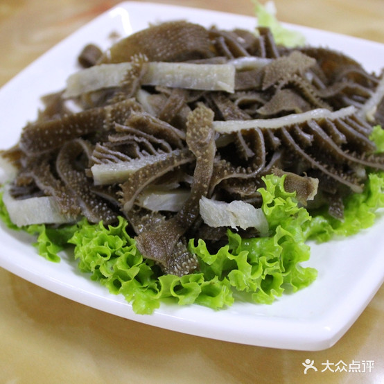阿牛锅潮汕牛肉火锅(六峰·万象城店)