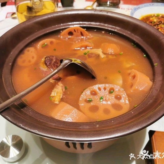 秋霞渔庄