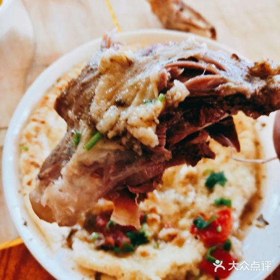 河边烤肉鸽子汤饭馆