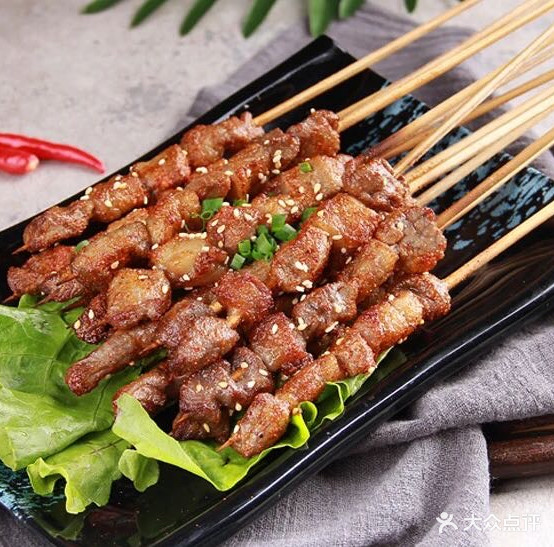 蒙缘烤羊腿(叶挺西路店)