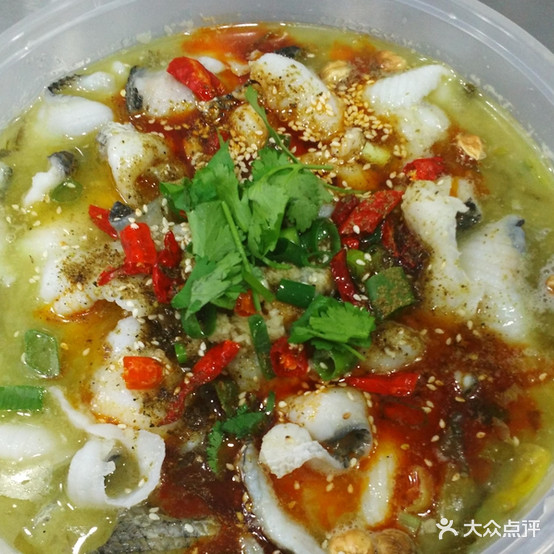 真味缘牛骨头资助餐厅