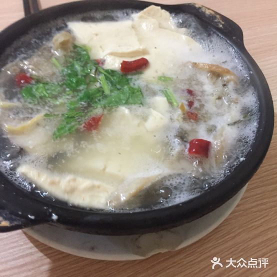 哈儿滨老砂锅居(红旗西路店)