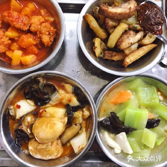 上海市范大学-西部食堂