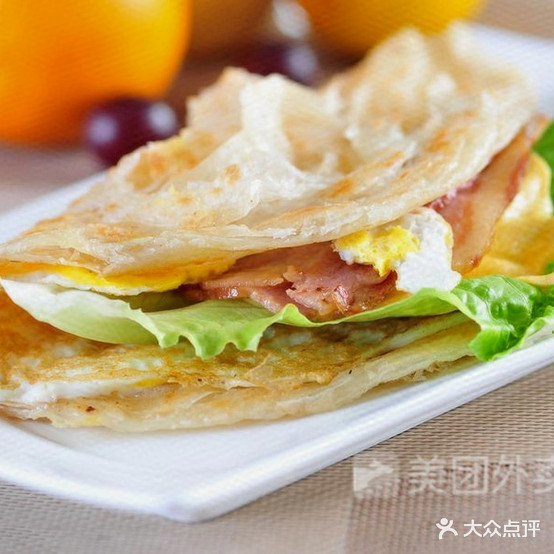 八哥杂酱酸辣粉(富平分店)