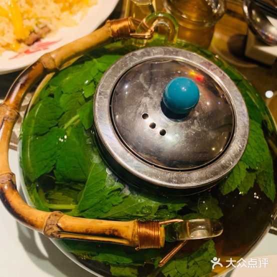 哈尔巴格餐饮美都(音乐餐吧)