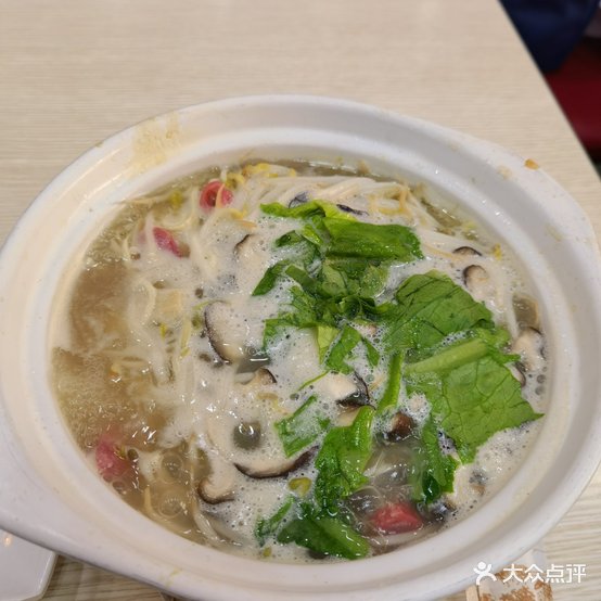 彤服米线·鸭脖(新玛特店)