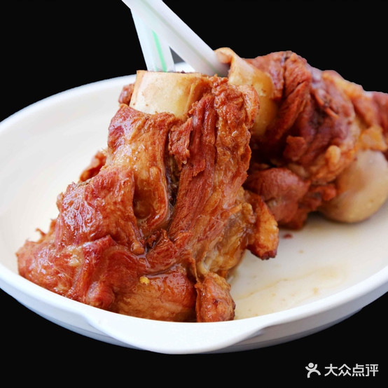 东北骨头管馆(环湖北道店)