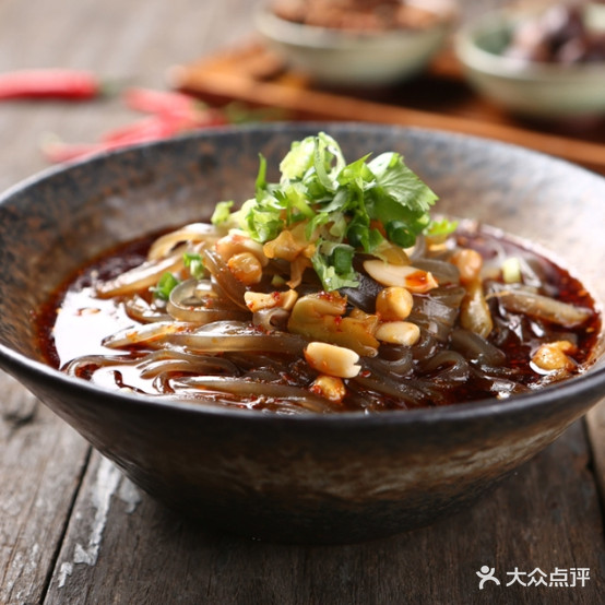 川渝重庆牛肉面