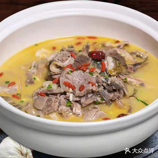 湘西经凯区筷乐家厨菜馆