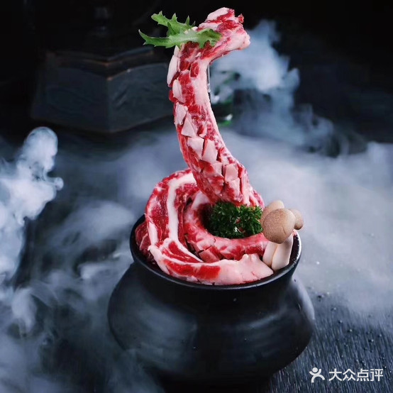青牧靠肉