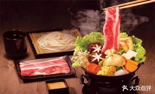 小馆子旋转的小火锅