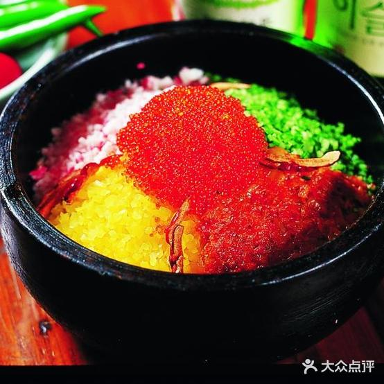韩毅西北骨汤面(经六街店)