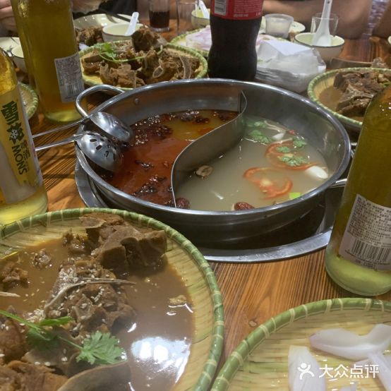 韩记酱大骨自助火锅(万盛北街店)