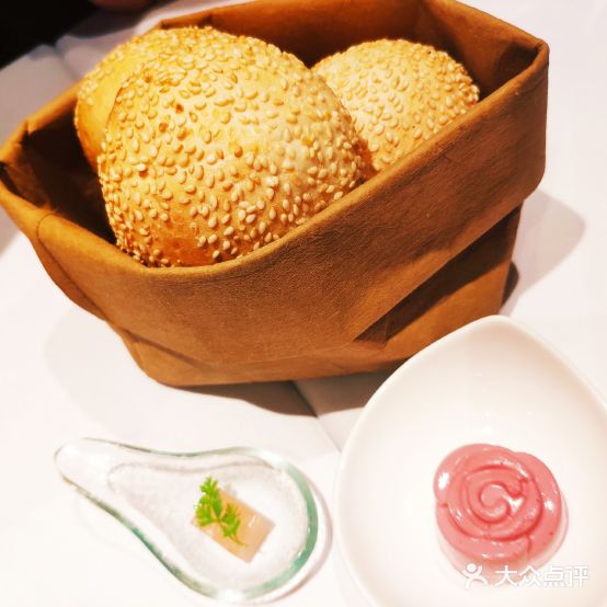 Reve Kitcheng创意法式料理(虹桥万科中心店)