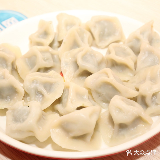 嘎嘎香东北菜饺子馆(丽日玫瑰店)