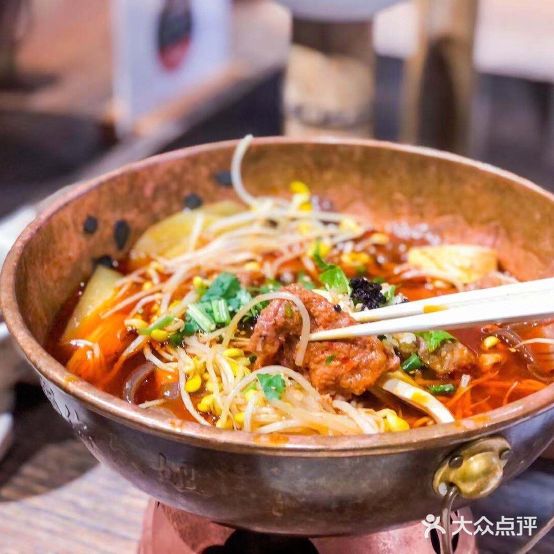 成都你六姐·牛肉冒菜营(城市集市合生汇店)
