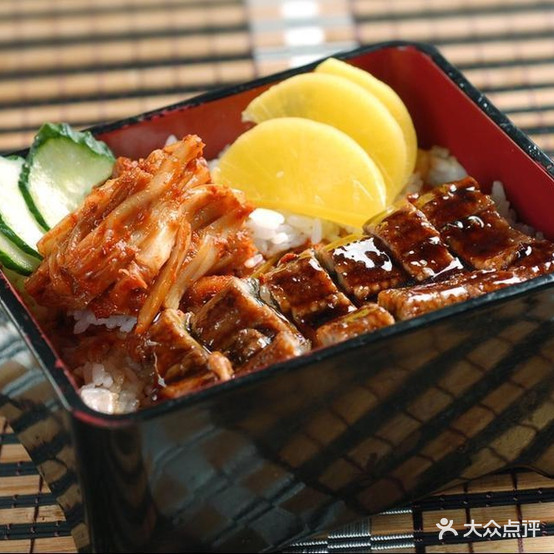 烤肉拌饭