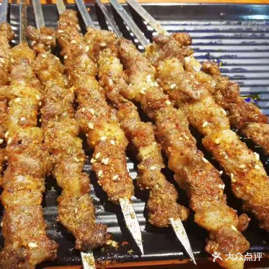 群众烧烤地摊烤(现代城店)